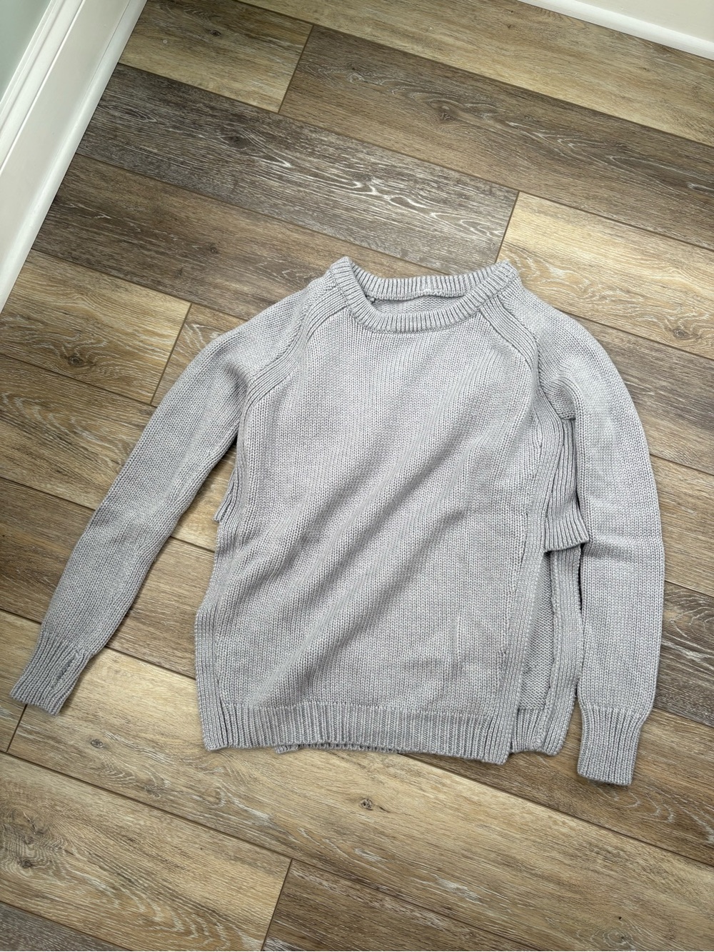 Lululemon Light Gray Women's Crewneck Sweater size 6